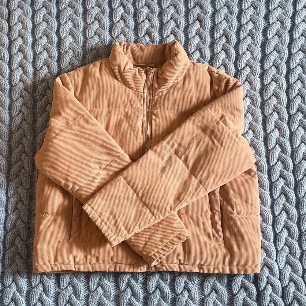 Blush pink puffer jacket , suede material, goes right up to your waistline